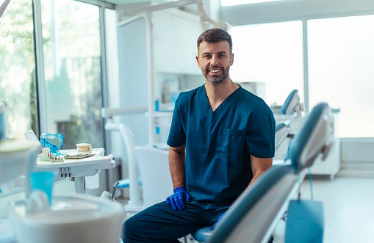 Working As A Dentist In Qatar: An All-inclusive Guide For Job Seekers